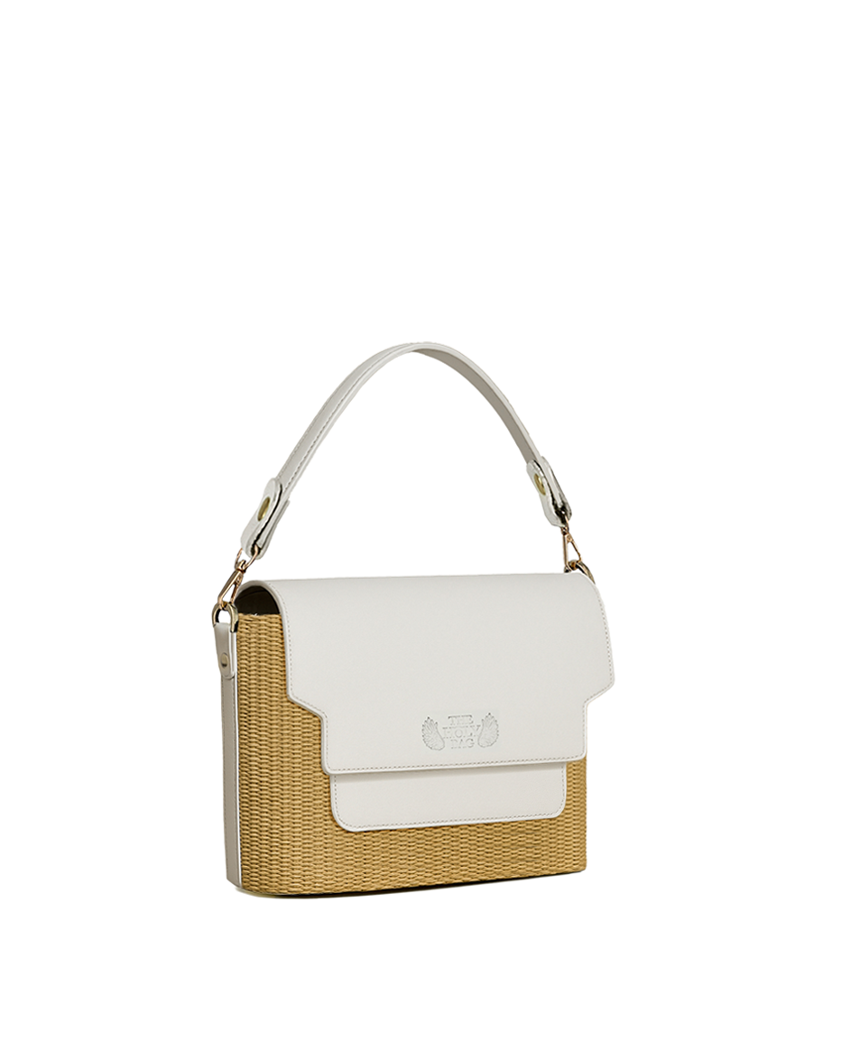 Handbag with white leather flap and  straw body. With an outer pocket, handle and a shoulder strap. The Holy Bag
Τσάντα ώμου-χειρός από ψάθα και λευκό δέρμα. Με καπάκι και εξωτερική τσέπη. Λουράκι χειρός και αποσπώμενο λουράκι ώμου The Holy Bag