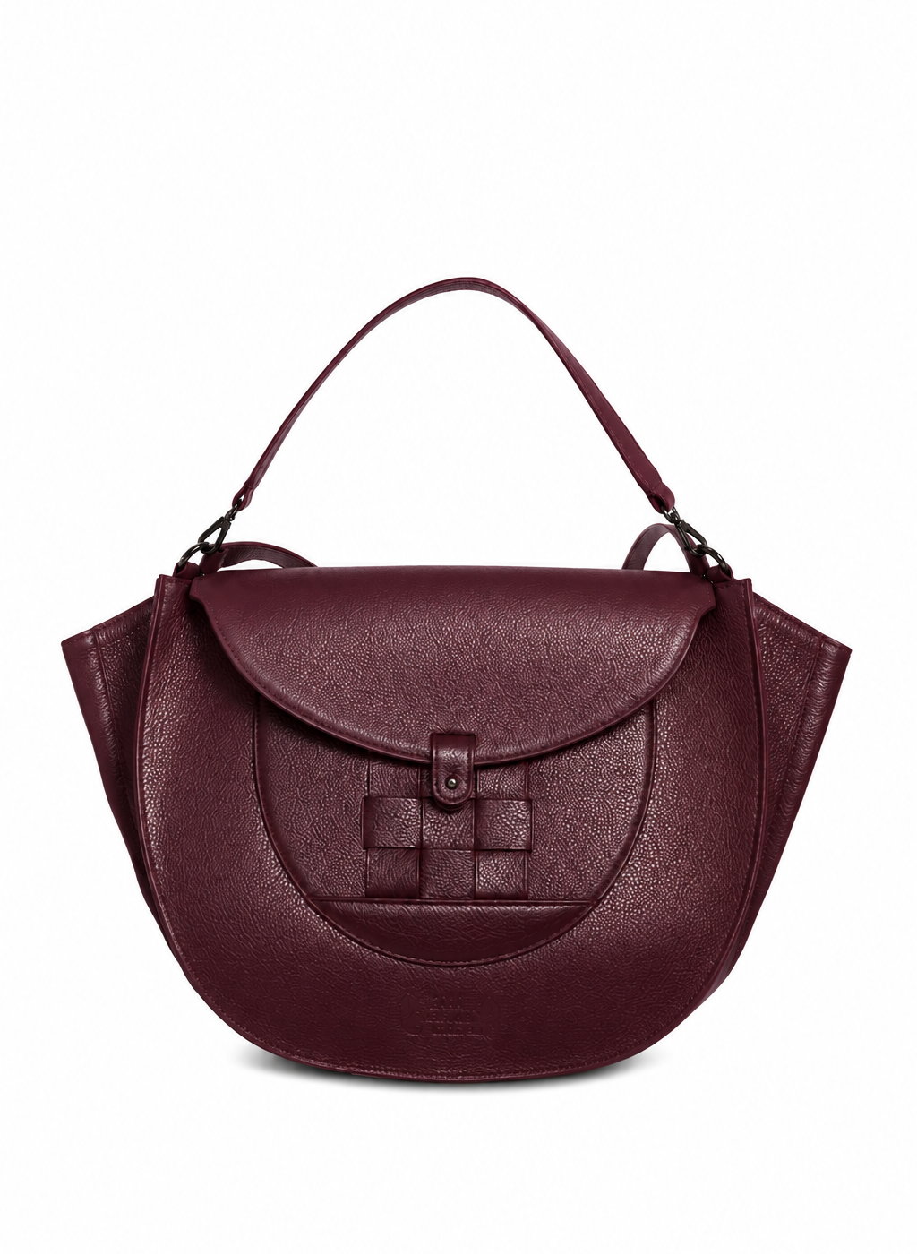 Shopping bag in burgundy pebbled leather, with flap, a detachable handle and shoulder straps. Knitted pocket outside and inner -equestrian style- pocket with zipper. Handcrafted in Greece by local craftsmen.
TheHolyBag 
Χειροποίητη γυναικεα τσάντα ώμου και χειρός, από μαύρο δέρμα και πλεκτή εξωτερική τσέπη. Κλείνει με μαγνήτη. Εσωτερική επένδυση από χοιρινό δέρμα και εσωτερική δερμάτινη τσέπη σε equestrian style. The Holy Bag