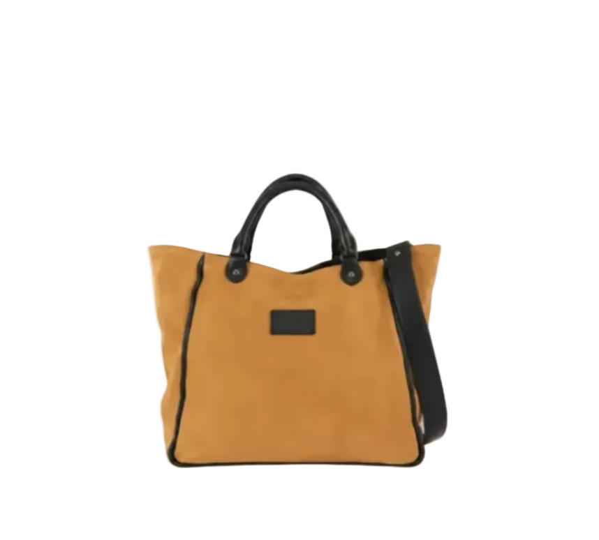 Suede leather tote bag with handles and a shoulder strap. Inner pocket and zipper closure - The Holy Bag
Γυναικεία tote τσάντα απο σουέντ δέρμα με εσωτερικές τσέπες -η μία με φερμουάρ- λαβές, λουράκι ώμου και κλείσιμο με φερμουάρ. The Holy Bag