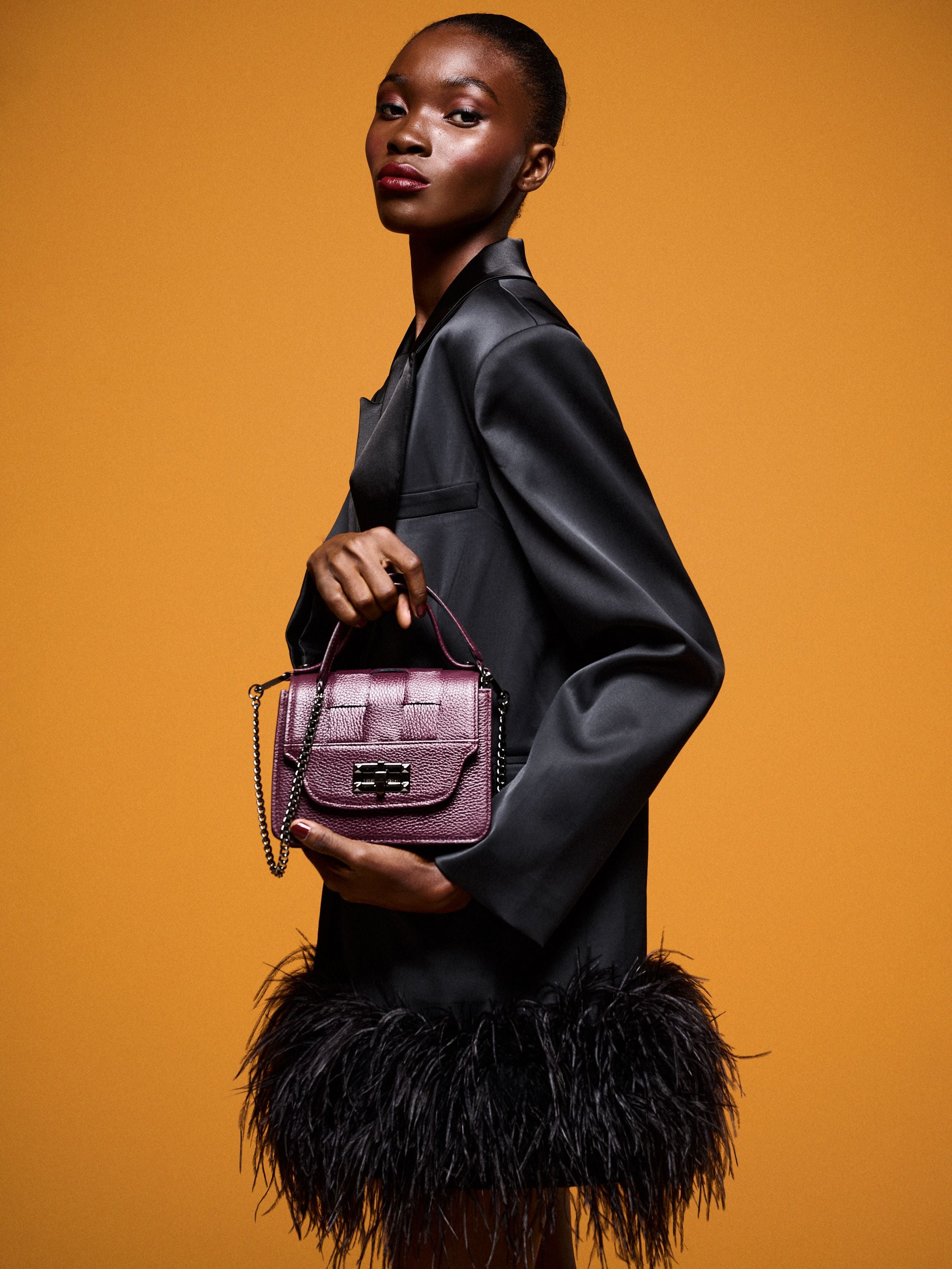 CLIO - The Holy Bag