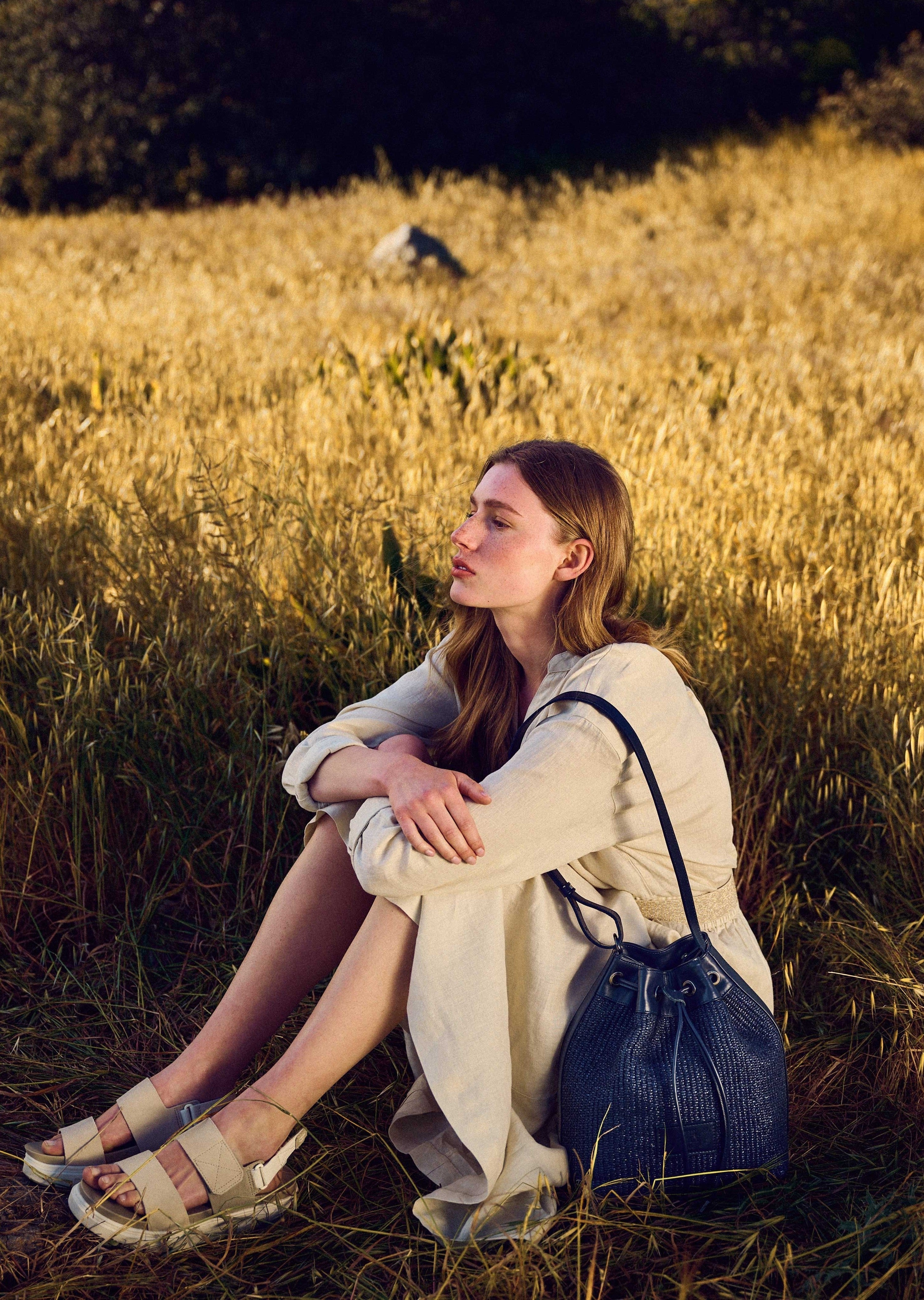 Theholybag πουγκί γυναικεία τσάντα ώμου pouch bag μπλε