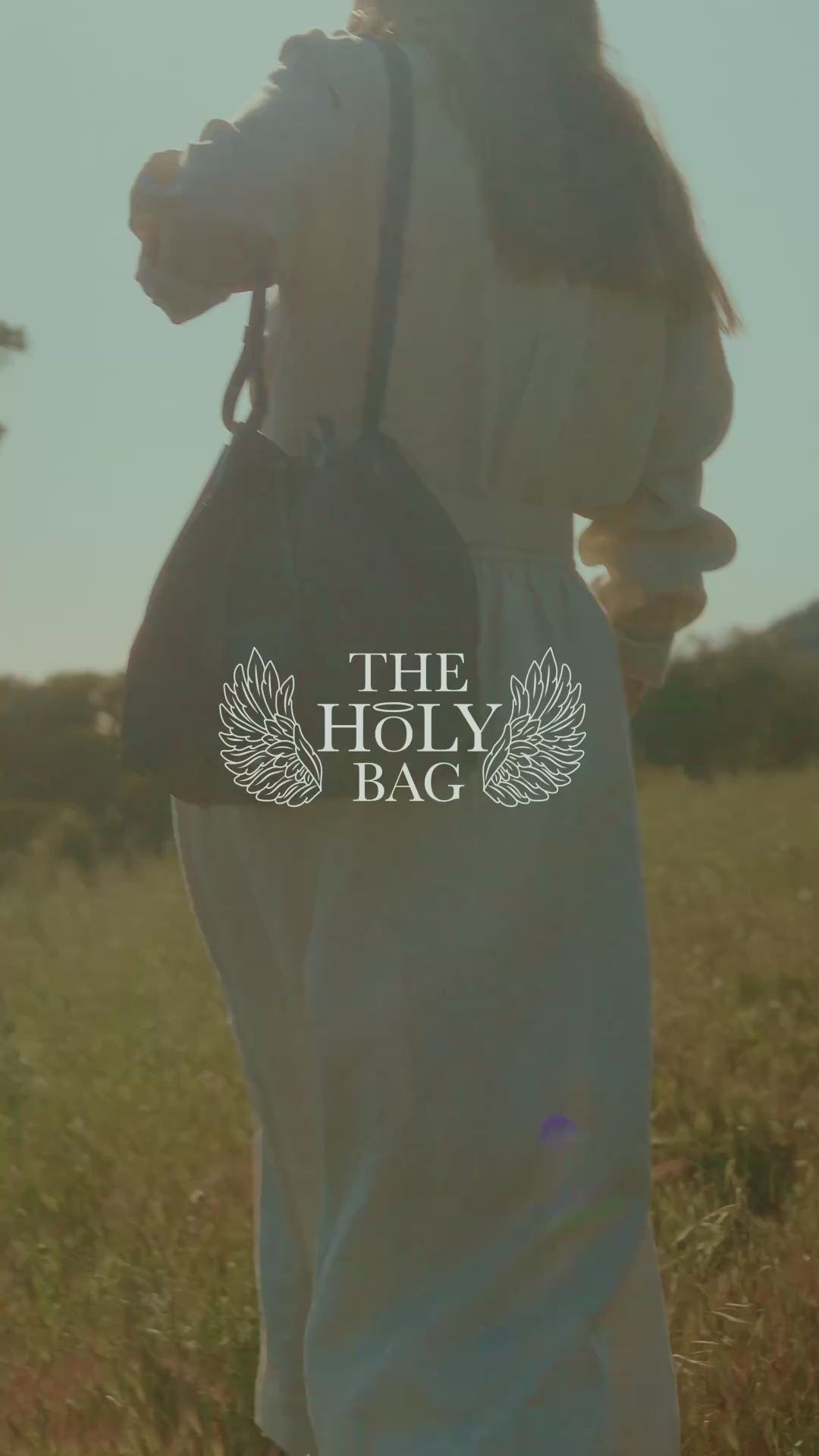 Βίντεο Thea pouch bag