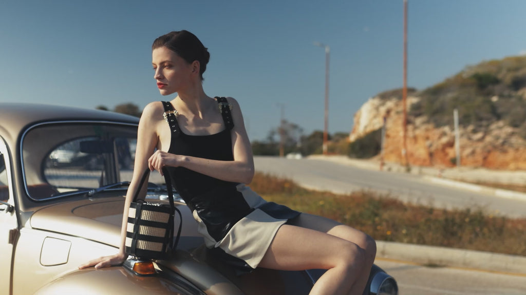 Structured bucket bag with top handle, Orion